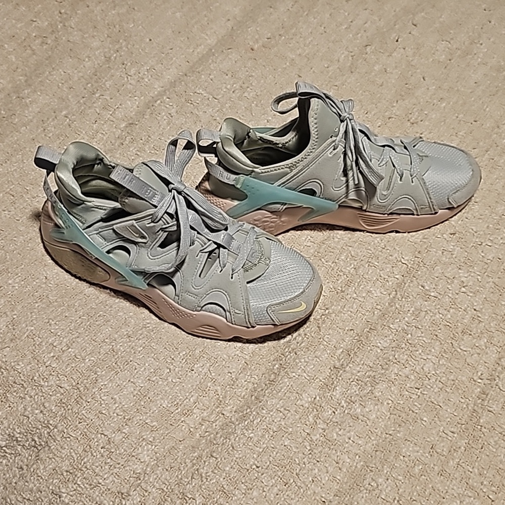 Nike huaraches